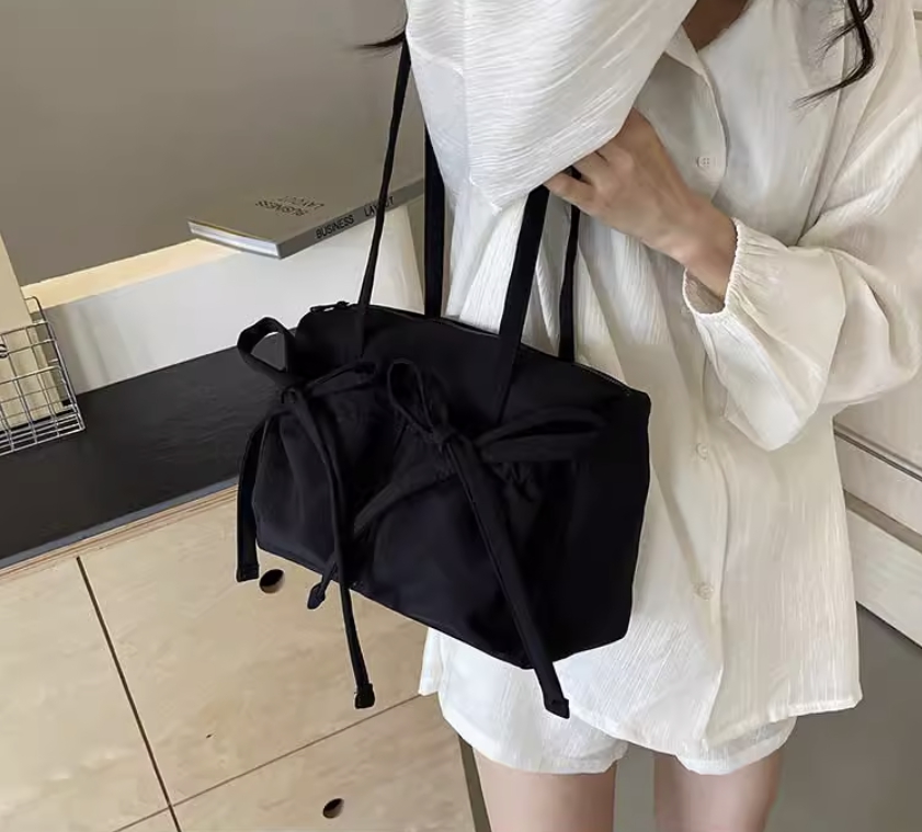 재니쓰홈 가벼운 숄더백 국민 기저귀가방 누빔 아기짐가방 아이보리 간편한 데일리백 출산가방