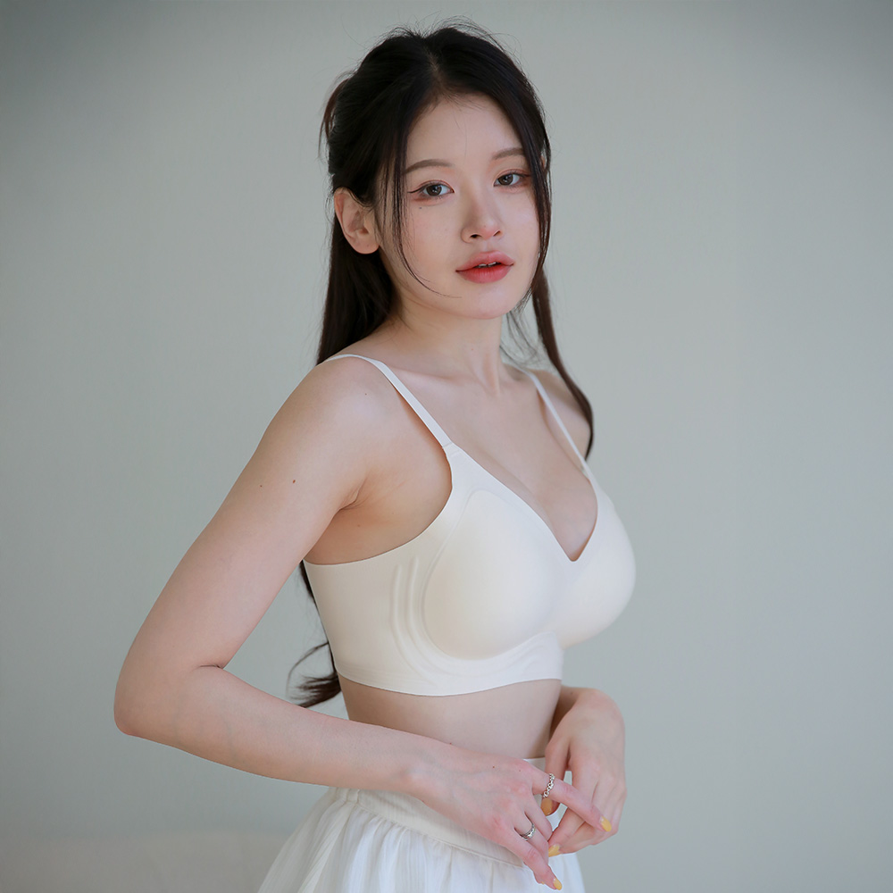 DDO 내추럴 볼륨핏 노와이어 심리스브라 패드일체형 머랭브라 아이보리, 75A, 1장 - 상세 이미지 4