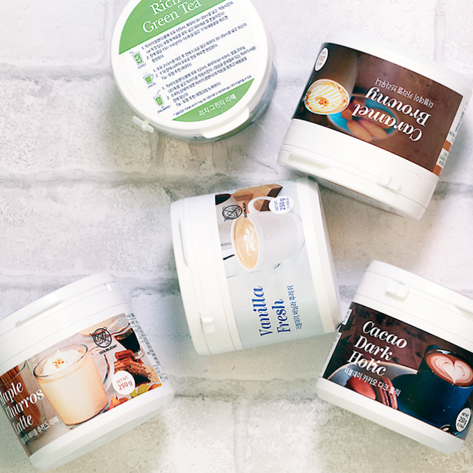 [오늘출발] 더블데이 / 홈카페 라떼 프라페 스무디 파우더 330G / 바닐라 초코 카라멜 토피넛 요거트 녹차 밀크티 고구마 밤 치즈 과일 분말 가루 베이스 재료