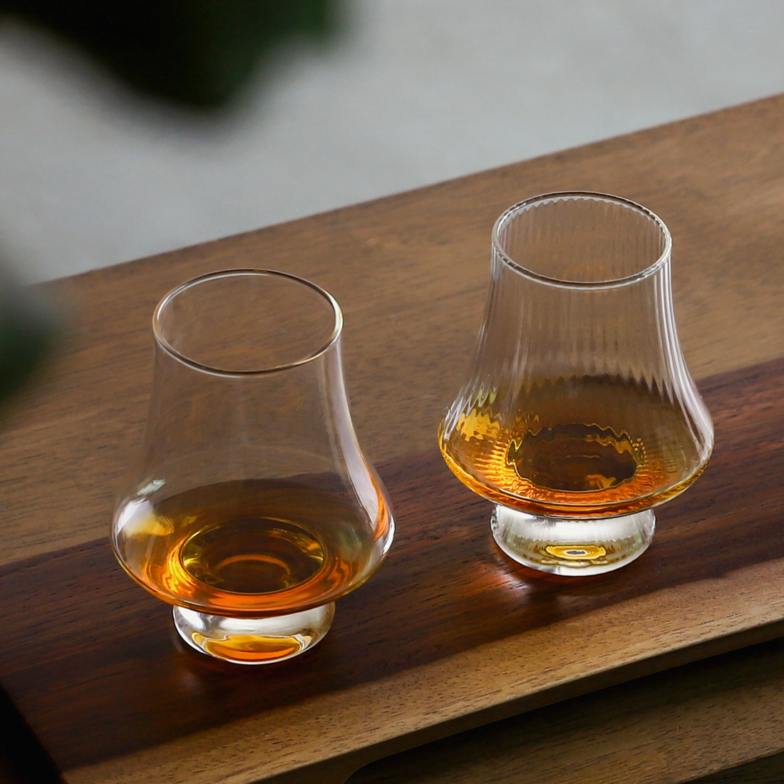 싱글몰트 위스키잔 꼬냑잔 테이스팅 유리잔 양주잔 스탠다드 퍼널형 브랜디 글라스 2종 - 상세 이미지 4