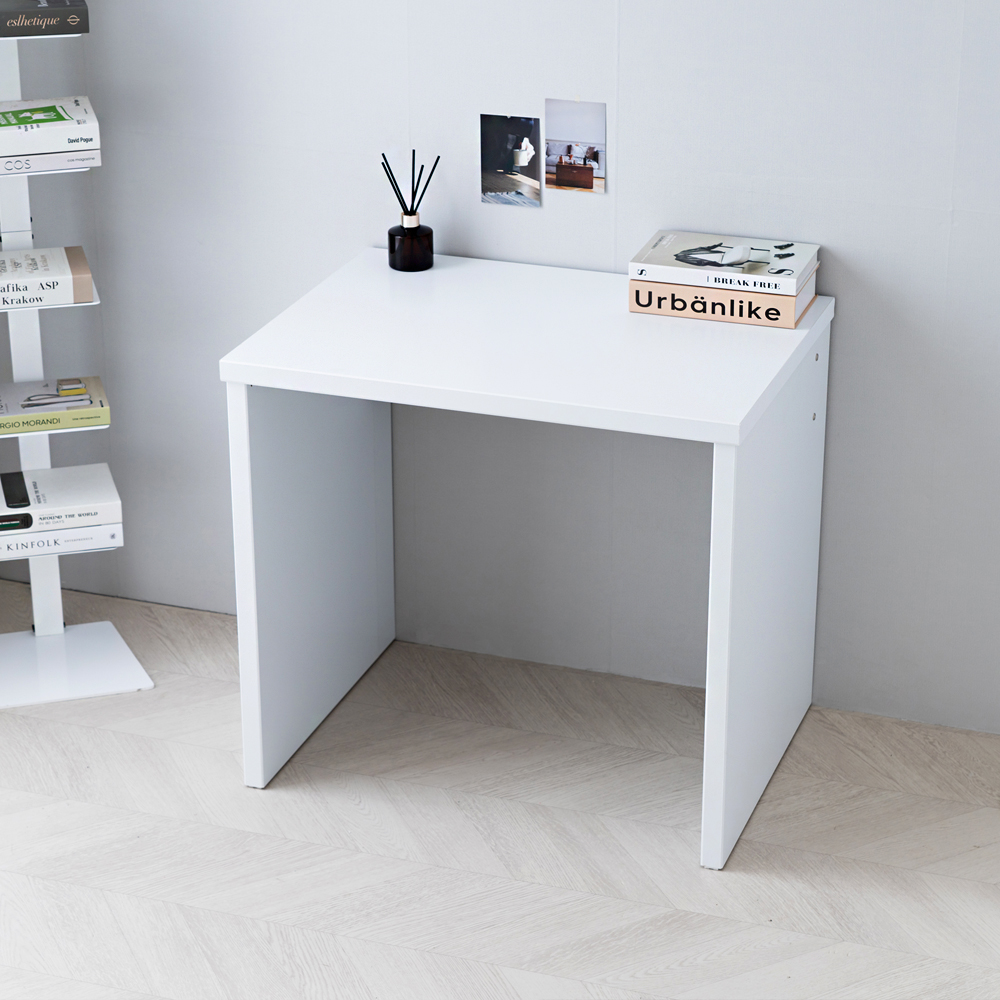 국산 소형 원룸 모던 1인용컴퓨터책상 화이트 게이밍 흔들림없는 튼튼한 데스크