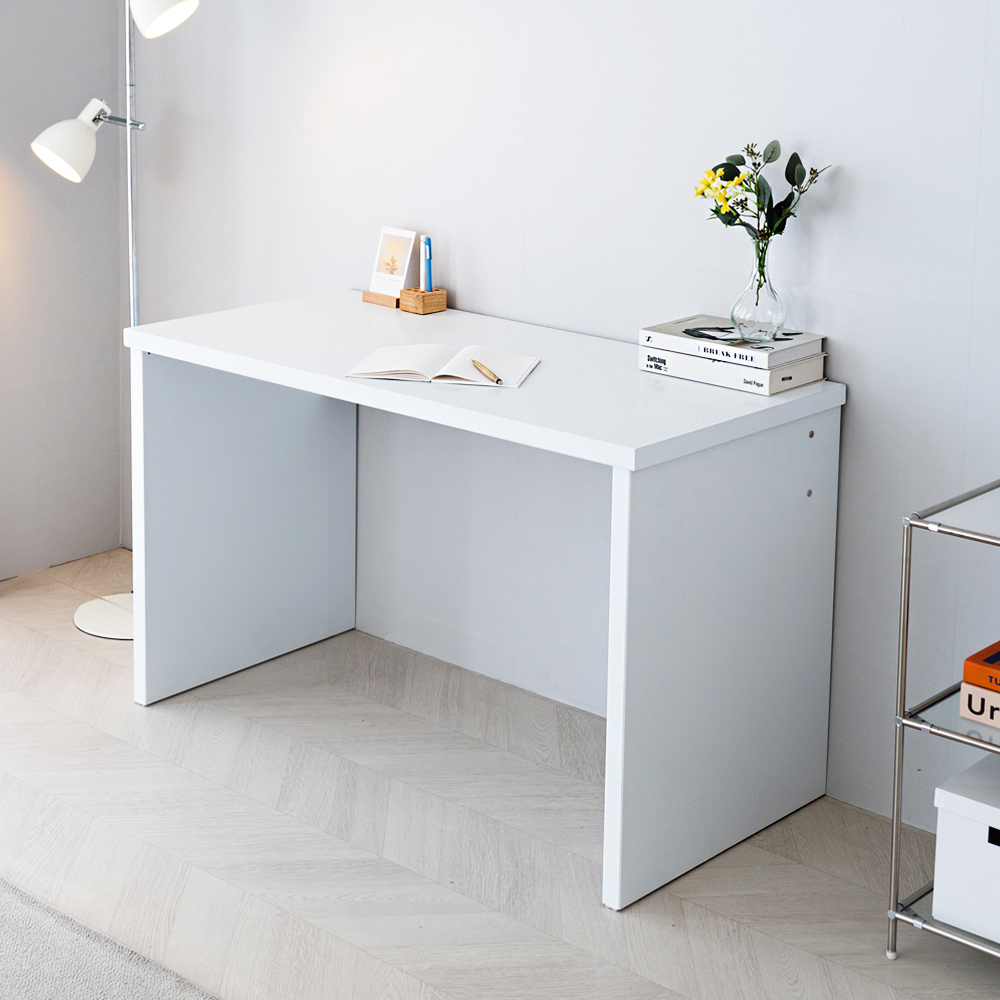 국산 소형 원룸 모던 1인용컴퓨터책상 화이트 게이밍 흔들림없는 튼튼한 데스크