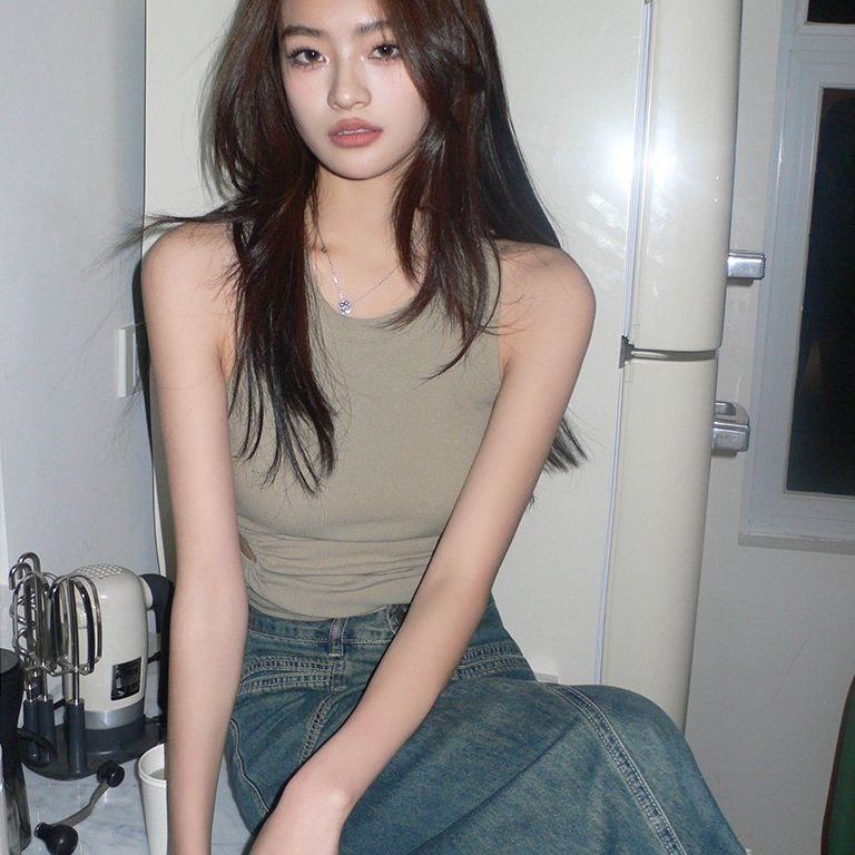 봄 여름 스트릿 데일리 컷아웃 셔링 골지 민소매 나시 슬림핏 코튼 스판 그린 - 상세 이미지 3