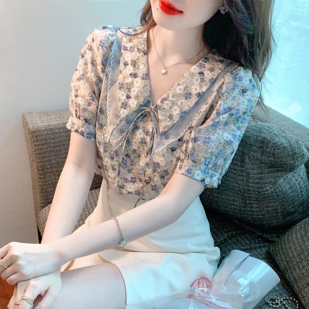 봄 여름 플로럴 배색 카라 리본 V넥 반팔 블라우스 퍼프소매 쉬폰 폴리 아이보리 플라워 - 상품 이미지