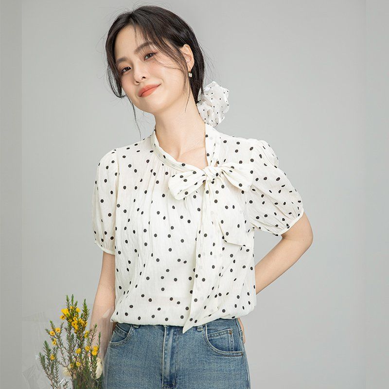 여름 여성 약간루즈핏 얇은 도트 리본타이 반팔 블라우스 데일리룩 아이보리 - 상세 이미지 4