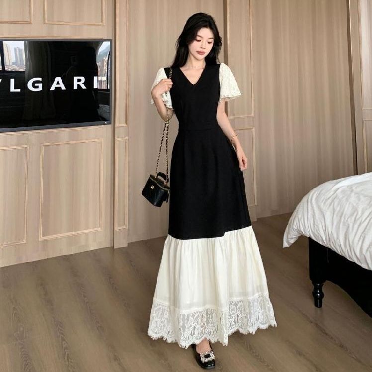 여름 빅사이즈 여성 V넥 레이스 퍼프소매 배색 A라인 롱원피스 슬림핏 데일리 하객룩 블랙 - 상품 이미지
