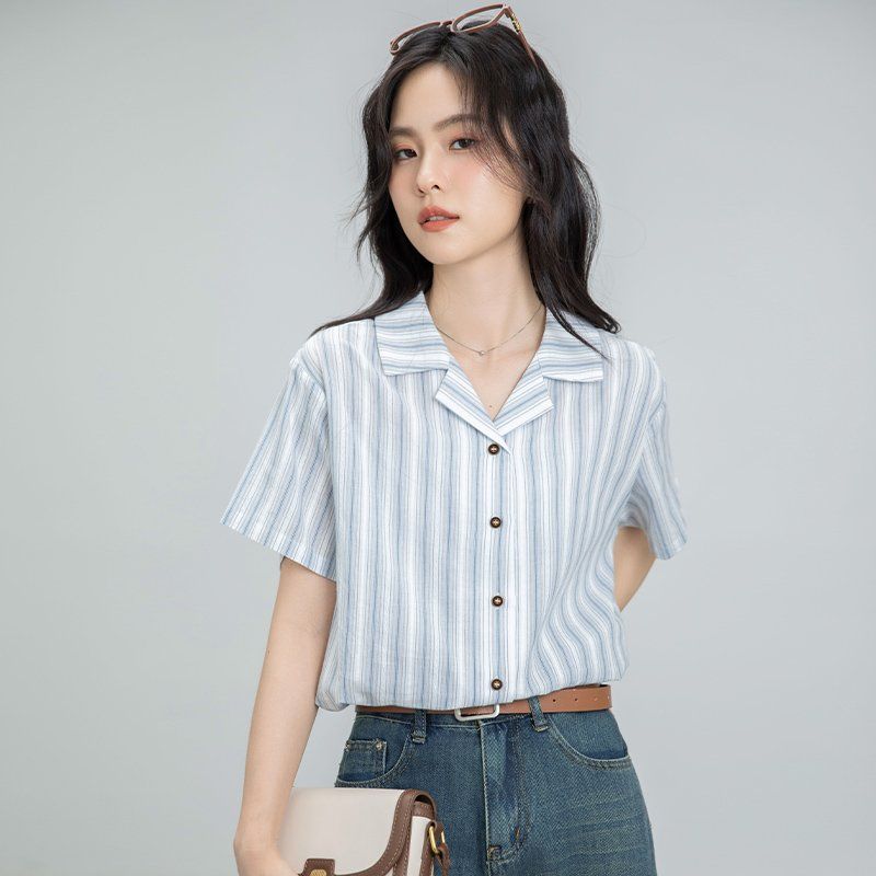여름 간절기 여성 약간루즈핏 얇은 스트라이프 반팔 카라 셔츠 데일리 블라우스 블루 - 상세 이미지 2