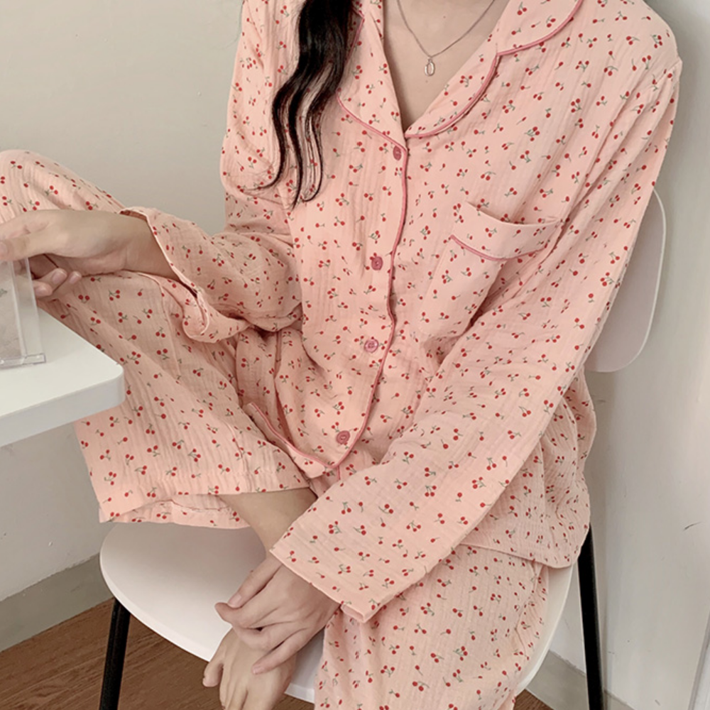 요루면잠옷 체리 긴팔 홈웨어 블루 핑크 아이보리 파자마 세트 - 상세 이미지 5