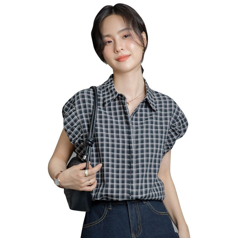 여름 간절기 여성 약간루즈핏 얇은 체크 반팔 셔링 블라우스 데일리룩 블랙 - 상세 이미지 5