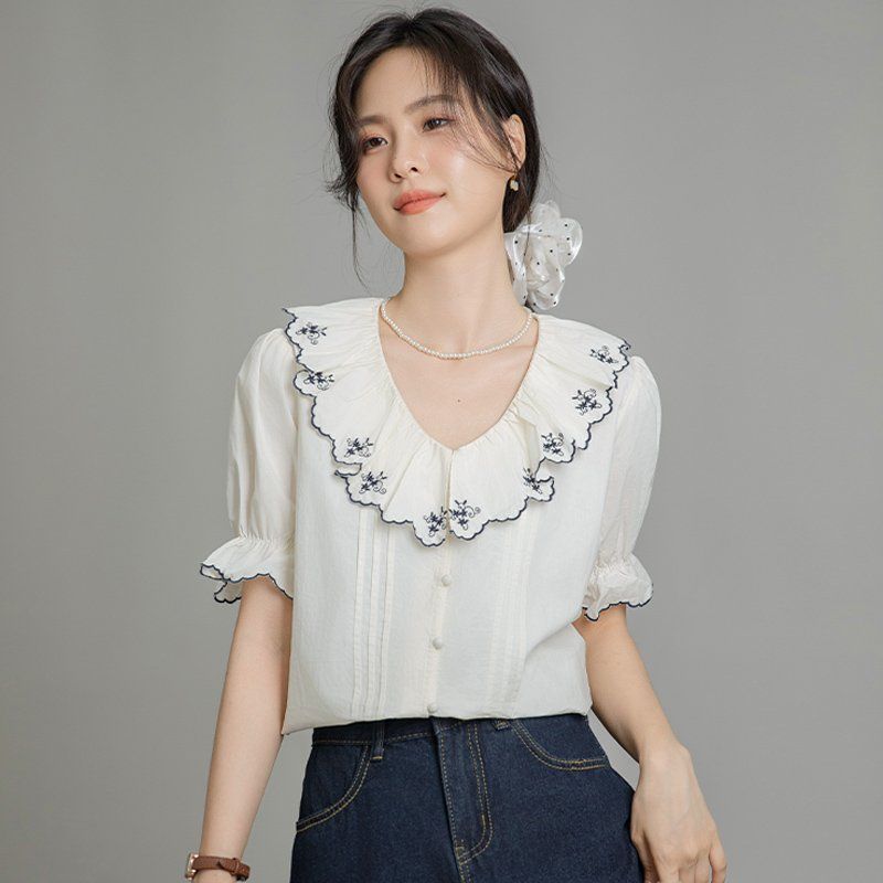 봄 여름 간절기 여성 약간루즈핏 핀턱 프릴 퍼프소매 블라우스 데일리룩 아이보리 - 상세 이미지 2