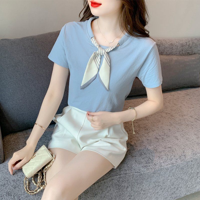 봄 여름 기본핏 스카프 배색 라운드넥 데일리 반팔 티셔츠 면 스카이블루 - 상품 이미지