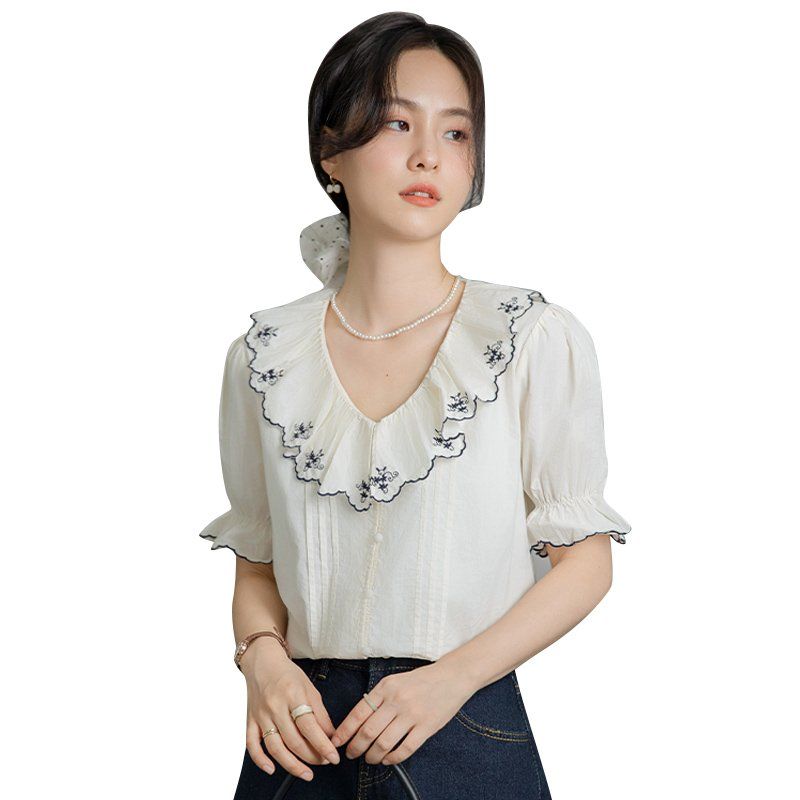 봄 여름 간절기 여성 약간루즈핏 핀턱 프릴 퍼프소매 블라우스 데일리룩 아이보리 - 상세 이미지 5