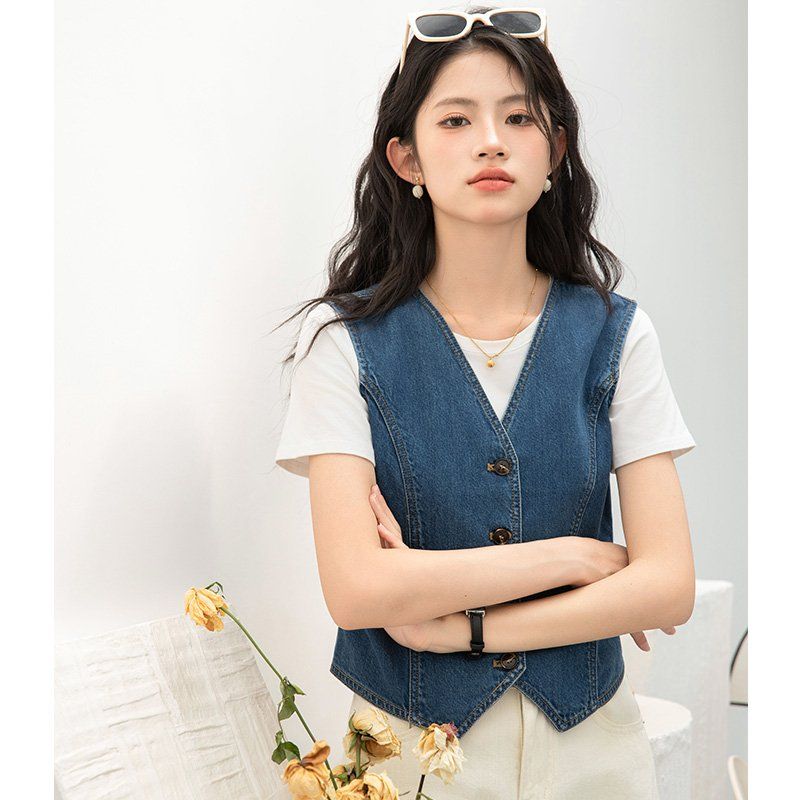 여성 얇은 데님 베스트 청 조끼 버튼 약간 루즈핏 간절기 캐주얼 레이어드 데일리룩 블루 - 상세 이미지 4