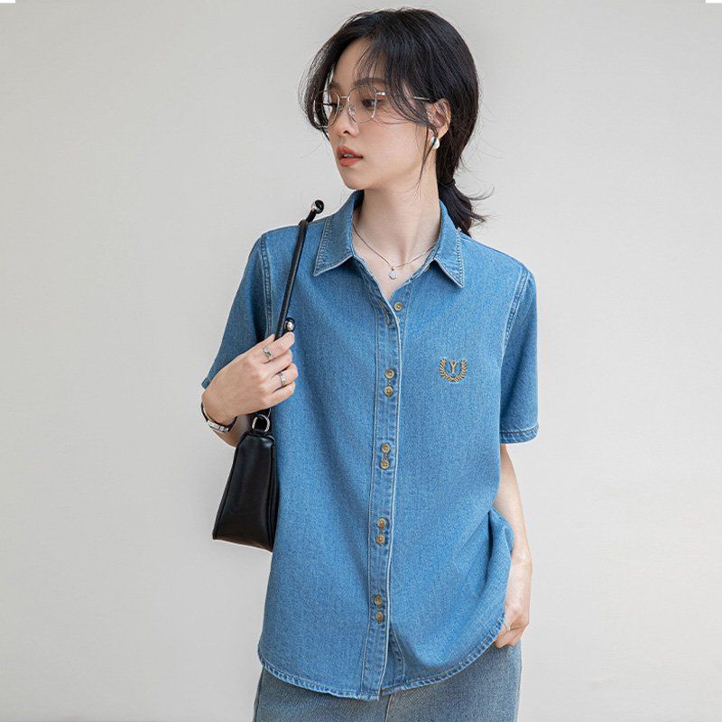 여름 간절기 여성 약간 루즈핏 얇은 데님 반팔 자수 카라 셔츠 데일리 블라우스 블루 - 상세 이미지 4