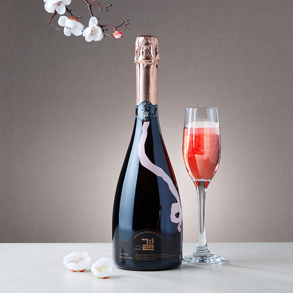 오미로제 결(結) 750ml 오미자 스파클링와인 - 상품 이미지