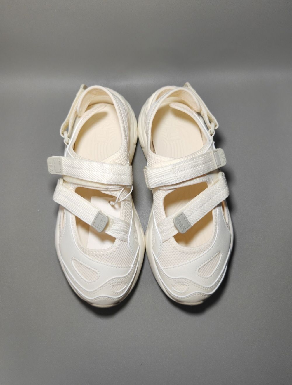 휠라 FILA 우먼스 메리제인 샌들 크림 베이지 T12W321401FAO - 상세 이미지 5