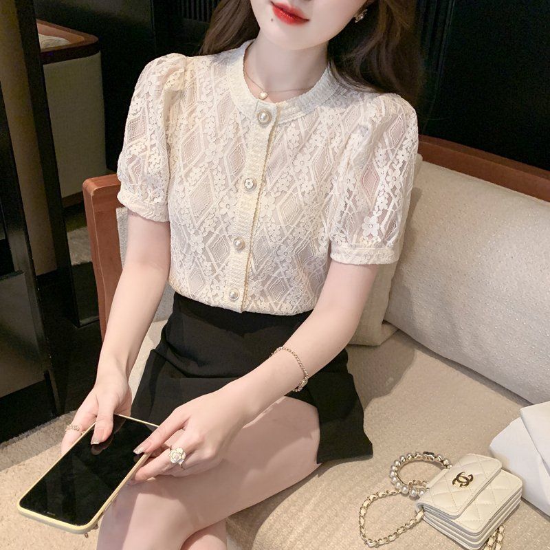 여성 여름 반팔 블라우스 펀칭 레이스 라운드넥 프릴 퍼프소매 물결 슬림핏 데일리 아이보리 - 상세 이미지 2