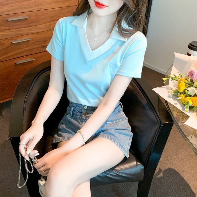 여름 여성 배색 카라 V넥 면 반팔 티셔츠 심플 베이직 데일리룩 상의 라이트블루 - 상세 이미지 2