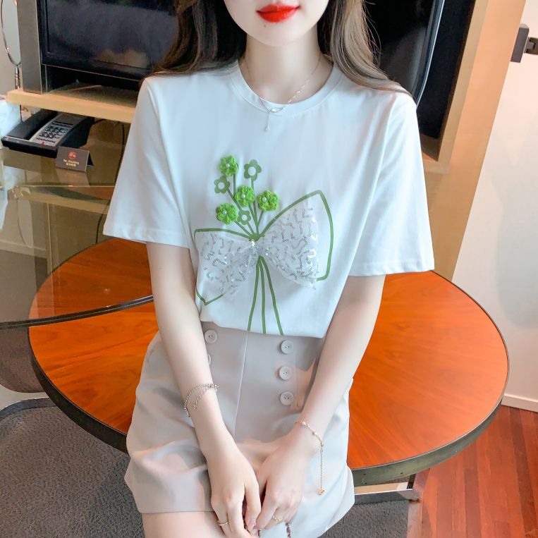 여름 여성 라운드넥 플라워 리본 스팽글 반팔 티셔츠 입체장식 데일리룩 화이트 - 상세 이미지 4