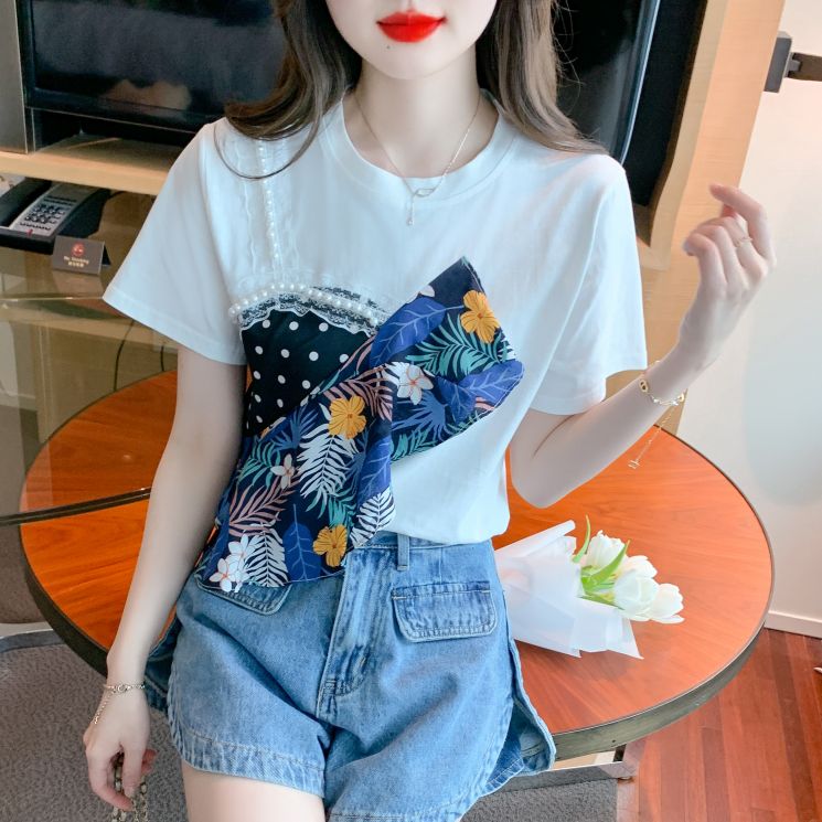 여름 여성 라운드넥 배색 패턴 반팔 면 빅사이즈 티셔츠 러플 셔링 데일리 화이트 - 상세 이미지 4