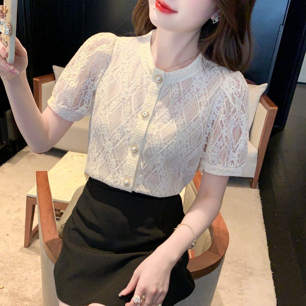여성 여름 반팔 블라우스 펀칭 레이스 라운드넥 프릴 퍼프소매 물결 슬림핏 데일리 아이보리 - 상세 이미지 5
