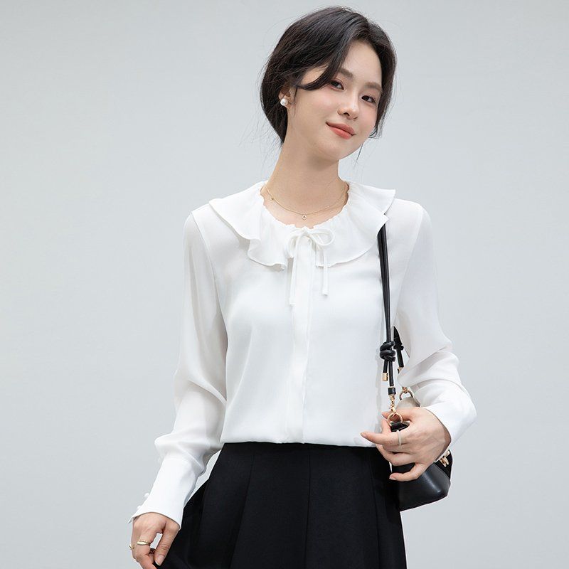 봄 가을 여성 러플 리본 카라 버튼 블라우스 긴팔 셔츠 기본핏 폴리 데일리 오피스룩 화이트 - 상세 이미지 4