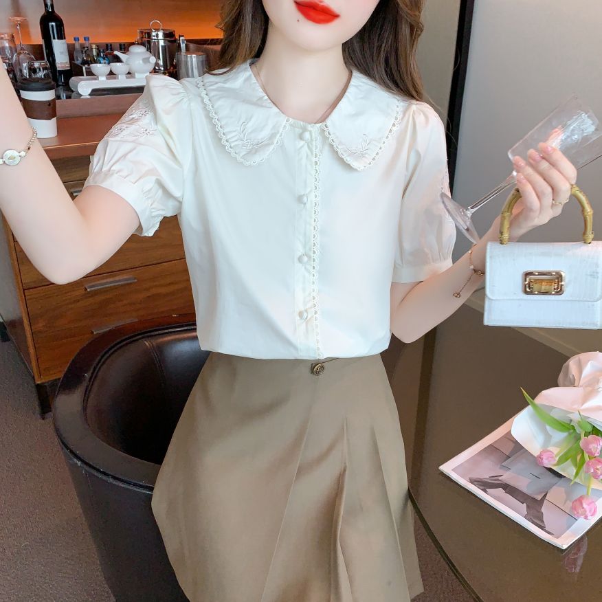 여름 여성 빅카라 자수 펀칭 퍼프소매 반팔 블라우스 데일리룩 아이보리 - 상세 이미지 3