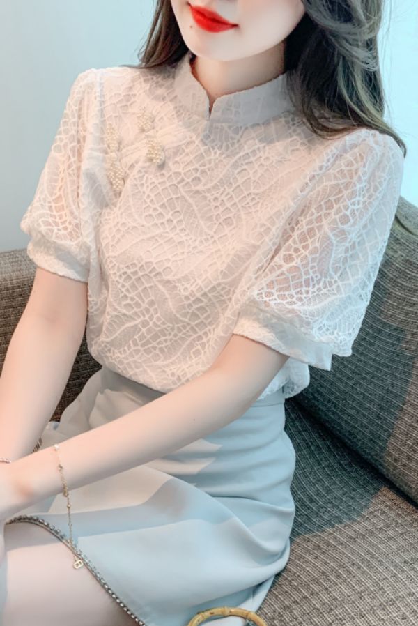 여름 여성 차이나카라 레이스 반팔 블라우스 진주 장식 오피스룩 상의 화이트 - 상세 이미지 5