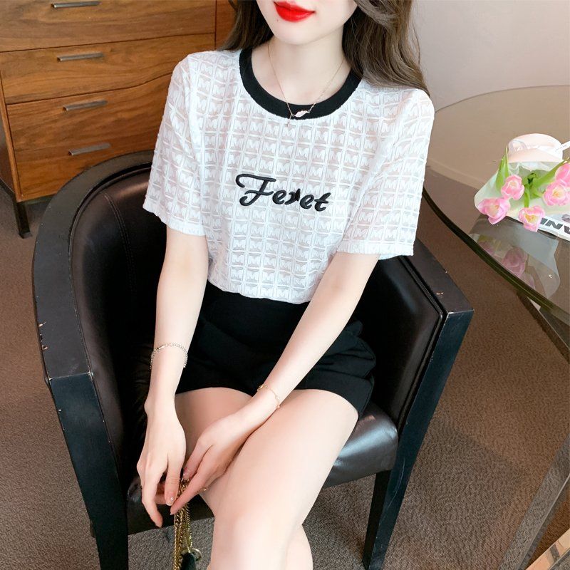 여름 여성 라운드넥 모노그램 레터링 자수 반팔 티셔츠 배색 데일리룩 화이트 - 상세 이미지 2