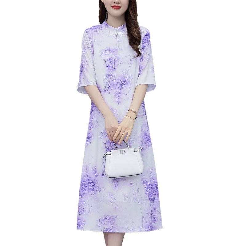 여름 여성 차이나카라 플라워 프린트 5부소매 롱 원피스 루즈핏 데일리룩 라이트블루 퍼플 - 상세 이미지 4