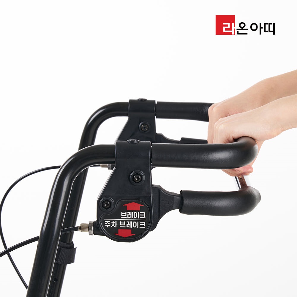 라온아띠 어르신보행기 직립형 KCS-780 고정 보관이 편리한 성인용 할머니 보행보조차 이미지 6
