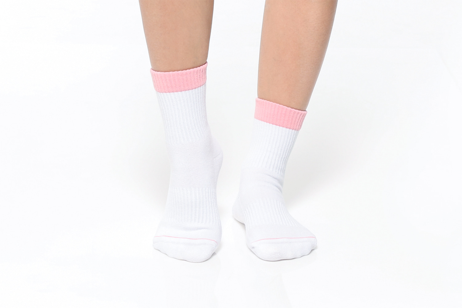 떰토 Baby Pink 스포츠 쿠션 크루삭스 무봉제 심리스 양말 - 상세 이미지 2