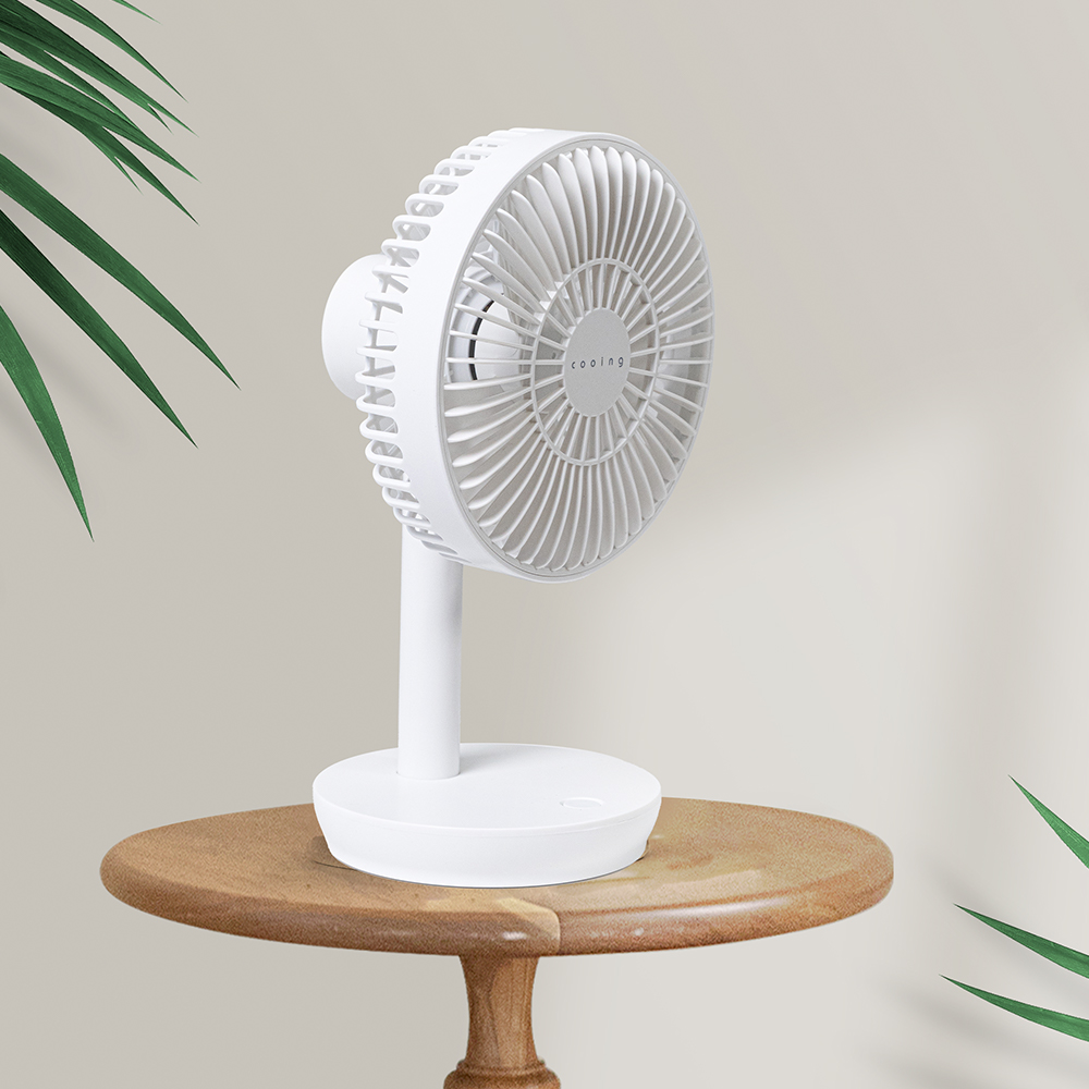 쿠잉 탁상용 무선선풍기 미니 소형 캠핑용 사무실 책상용 침대 화이트