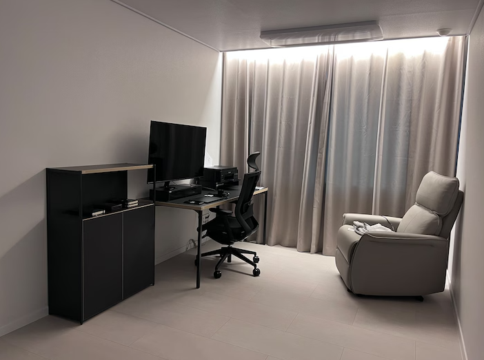 셀프 LED 커튼박스 리모컨 간접조명 인테리어 붙이는 무선 침대 줄조명 웜화이트 2M