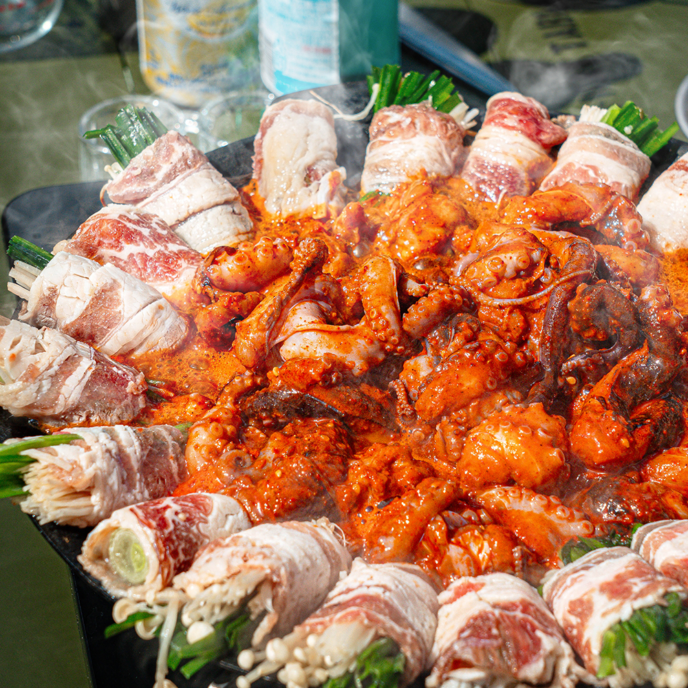 캠핑음식 맛있게 매운 쭈꾸미 볶음 450g