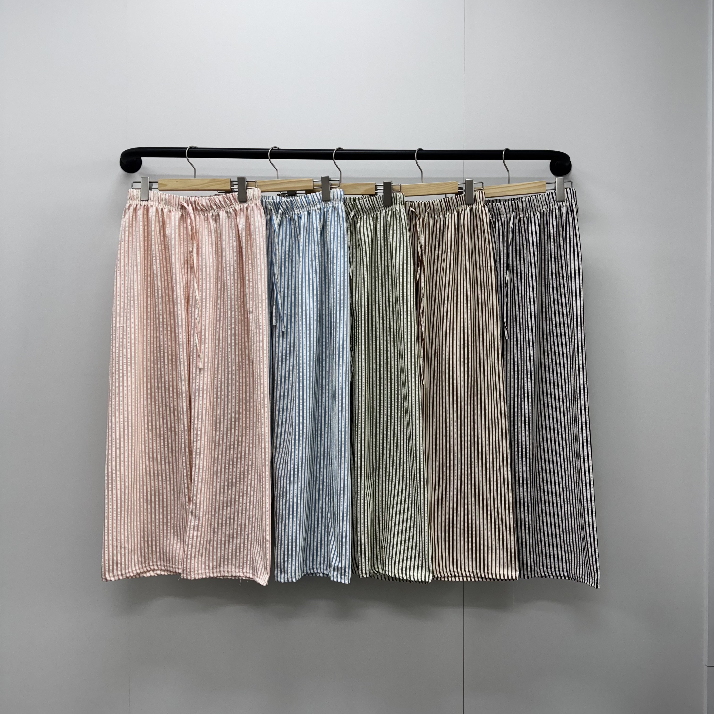 여름 고무줄 냉장고 바지 와이드 스트라이프 팬츠 - 상세 이미지 2