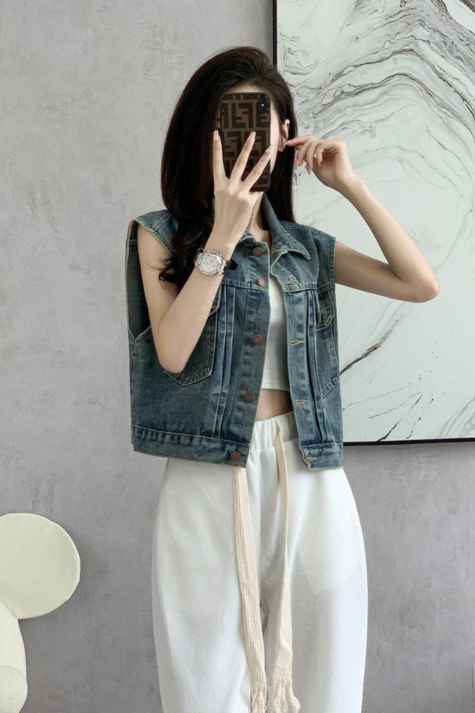 봄 여름 여성 루즈핏 숏 민소매 데님조끼 캐주얼 데일리룩 얇은 면조끼 라이트블루 - 상세 이미지 5