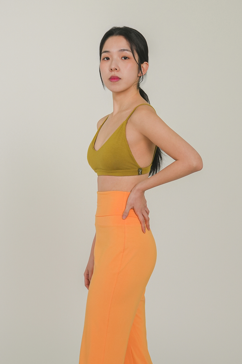 [에스라티] 숨 베이직 요가 브라탑 여성 요가복 필라테스옷 운동복 상의 브라렛 요가탑 - 상세 이미지 2