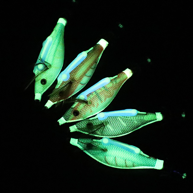 비블랙 축광 밴딩 삼봉 에기 미니 생미끼 고정 UV 추광 야광 한치 루어 레드, 6.5cm - 상세 이미지 4