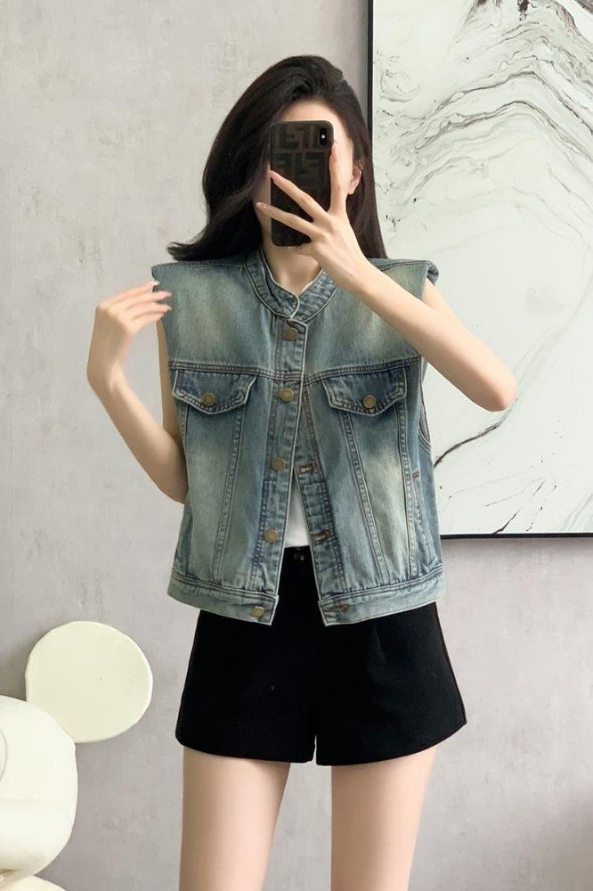 봄 여름 여성 루즈핏 민소매 데님조끼 스탠드넥 빈티지워싱 면혼방조끼 라이트블루 - 상세 이미지 4