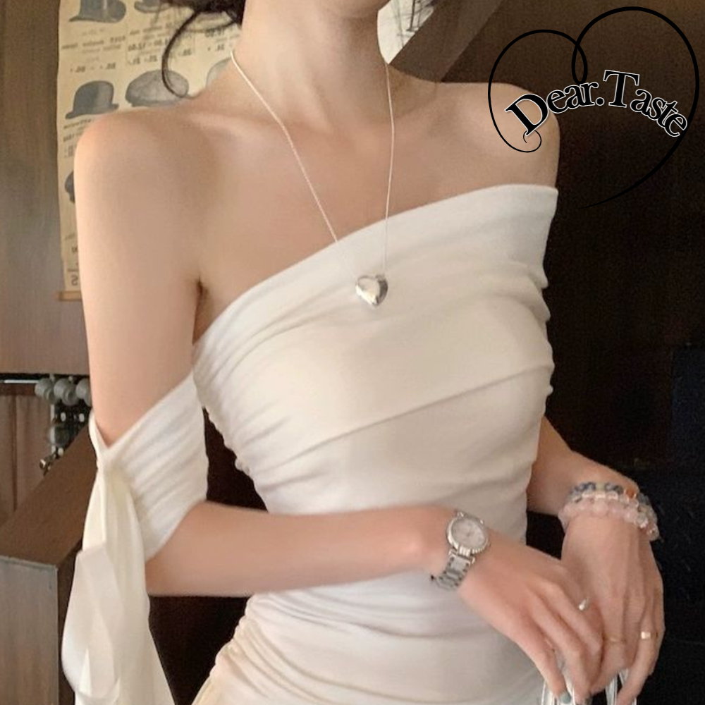 오프숄더 반팔 티셔츠 슬림핏 딱붙는 어깨트임 원숄더 여성티 반팔티 여름티 슬림티 - 상품 이미지