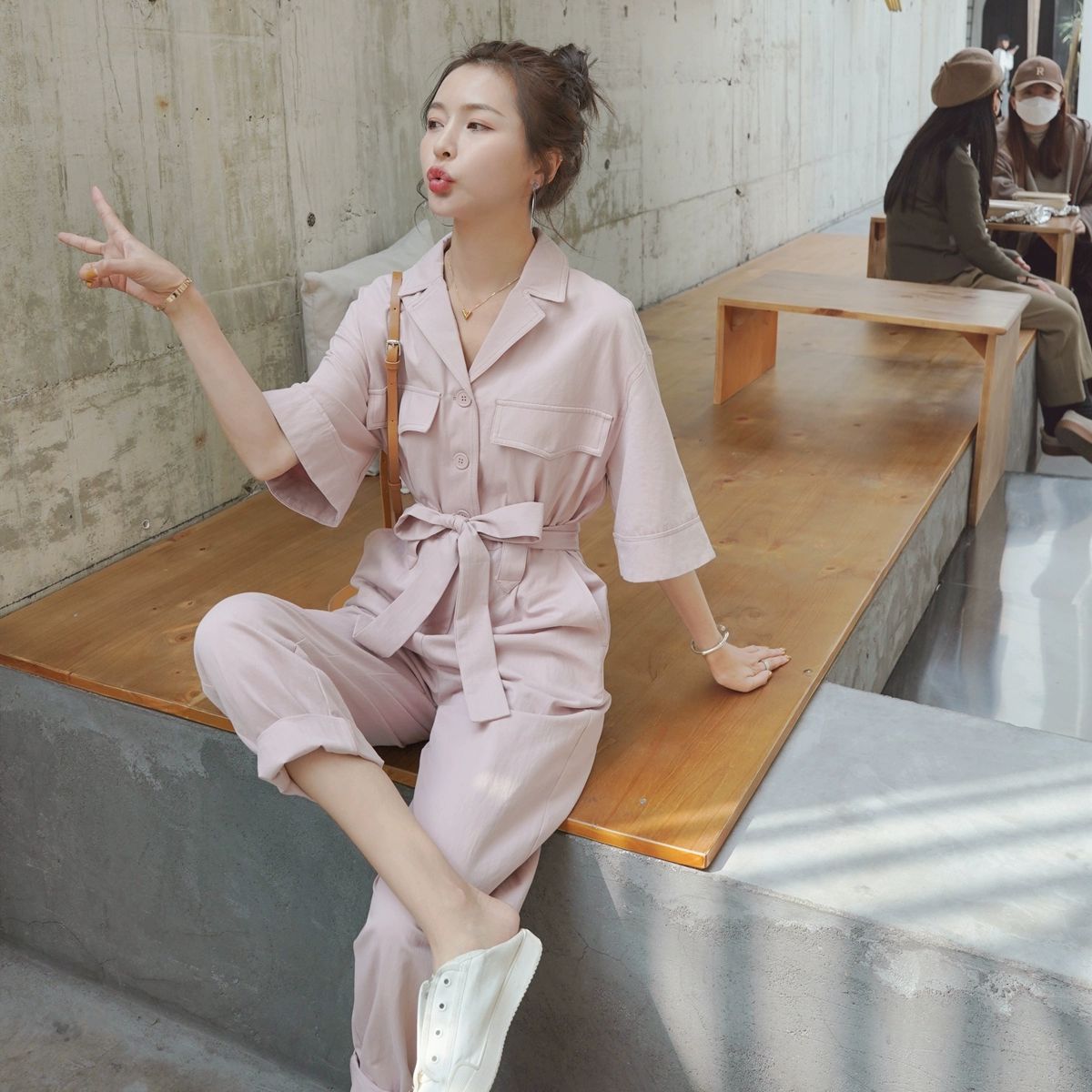 여성용 핑크 여름 점프수트 시원한 바스락 - 상세 이미지 5