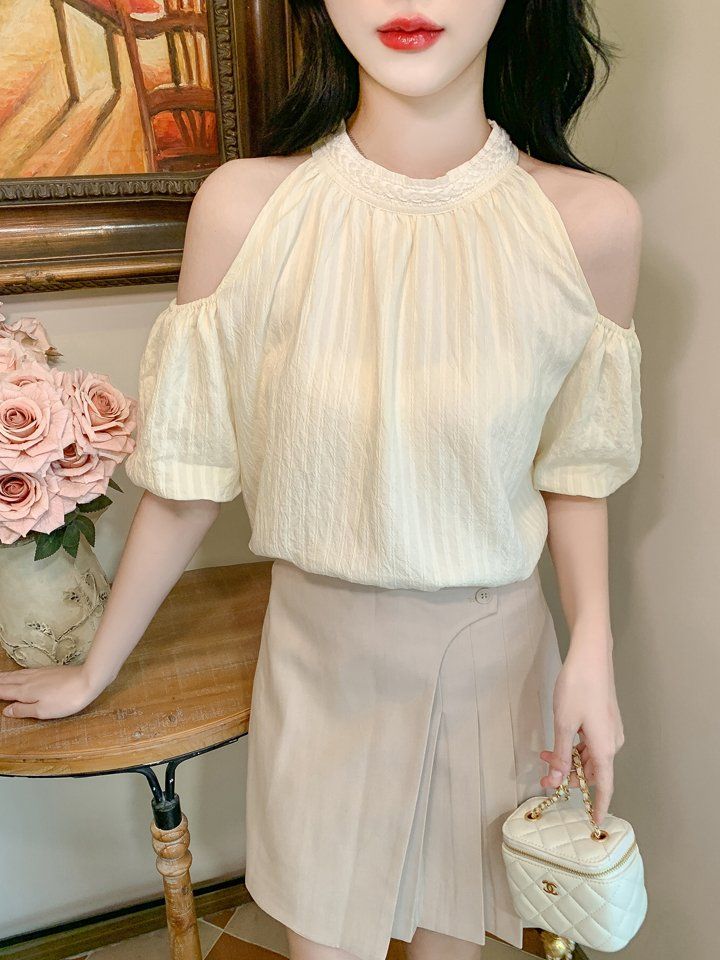 봄 여름 여성 오프숄더 홀터넥 퍼프소매 셔링 블라우스 빅사이즈 루즈핏 데일리룩 아이보리 - 상세 이미지 3