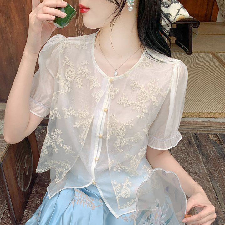 여성 여름 루즈핏 라운드넥 블라우스 레이스 자수 시스루 반팔 레이어드 아이보리 - 메인 이미지