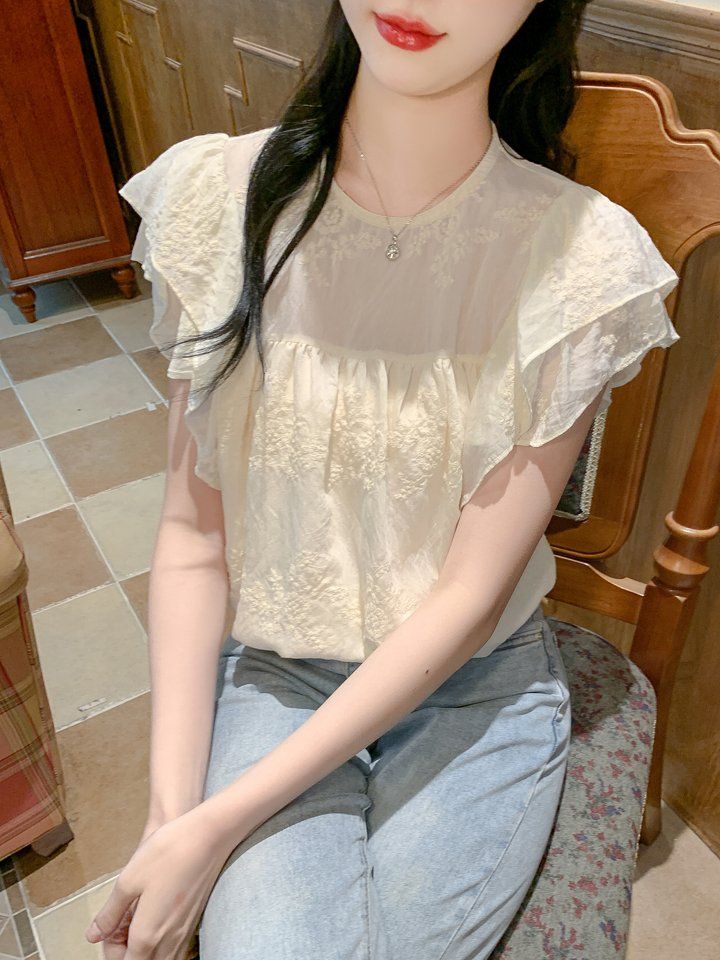 여성 여름 루즈핏 라운드넥 블라우스 프릴 어깨 자수 시스루 데일리룩 아이보리 - 상세 이미지 3