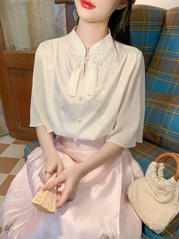 여성 여름 루즈핏 차이나넥 블라우스 태슬 진주 버튼 패턴 반팔 시스루 아이보리 - 상세 이미지 2