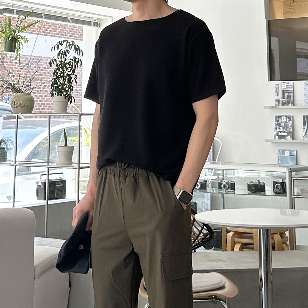 머슬핏 반팔 구김없는 U넥 유넥 오버핏 남자 반팔티 - 상세 이미지 3