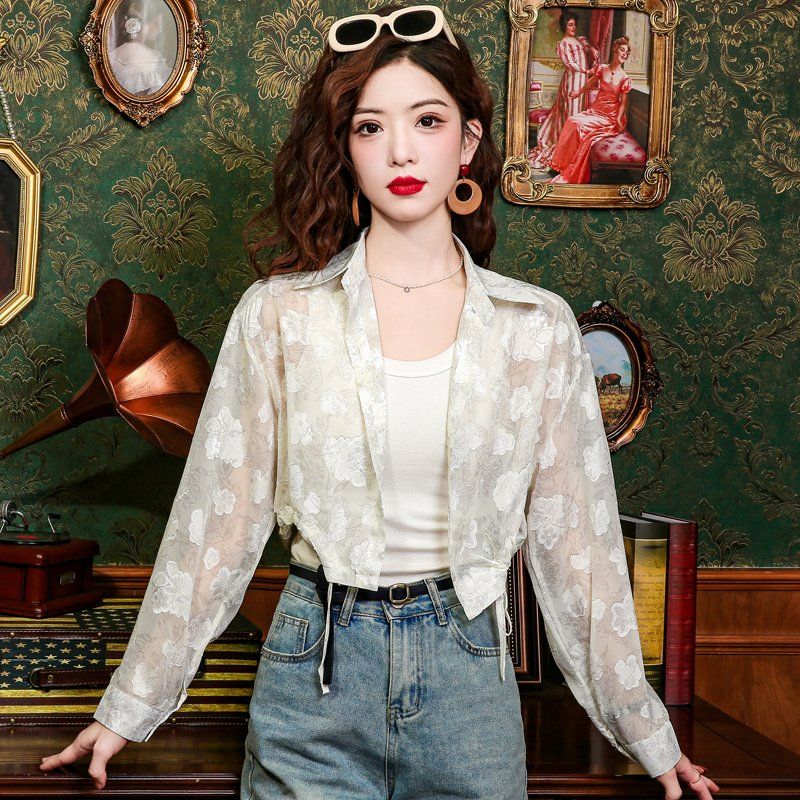 여름 여성 시스루 플라워 패턴 긴팔 크롭 블라우스 셔츠 스트링 카라 아이보리 - 상세 이미지 3