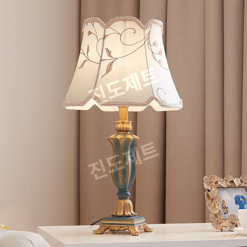 엔틱 단스탠드 무드등 침실 독서 탁상 램프 수면등 화이트 자수+미색 전원 스위치 버튼 - 상세 이미지 2
