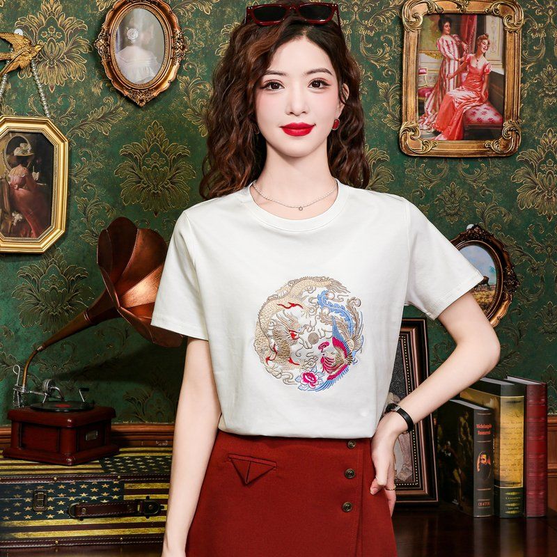 여름 여성 용봉 자수 라운드넥 반팔 티셔츠 복고 캐주얼 기본핏 데일리룩 화이트 - 상세 이미지 2
